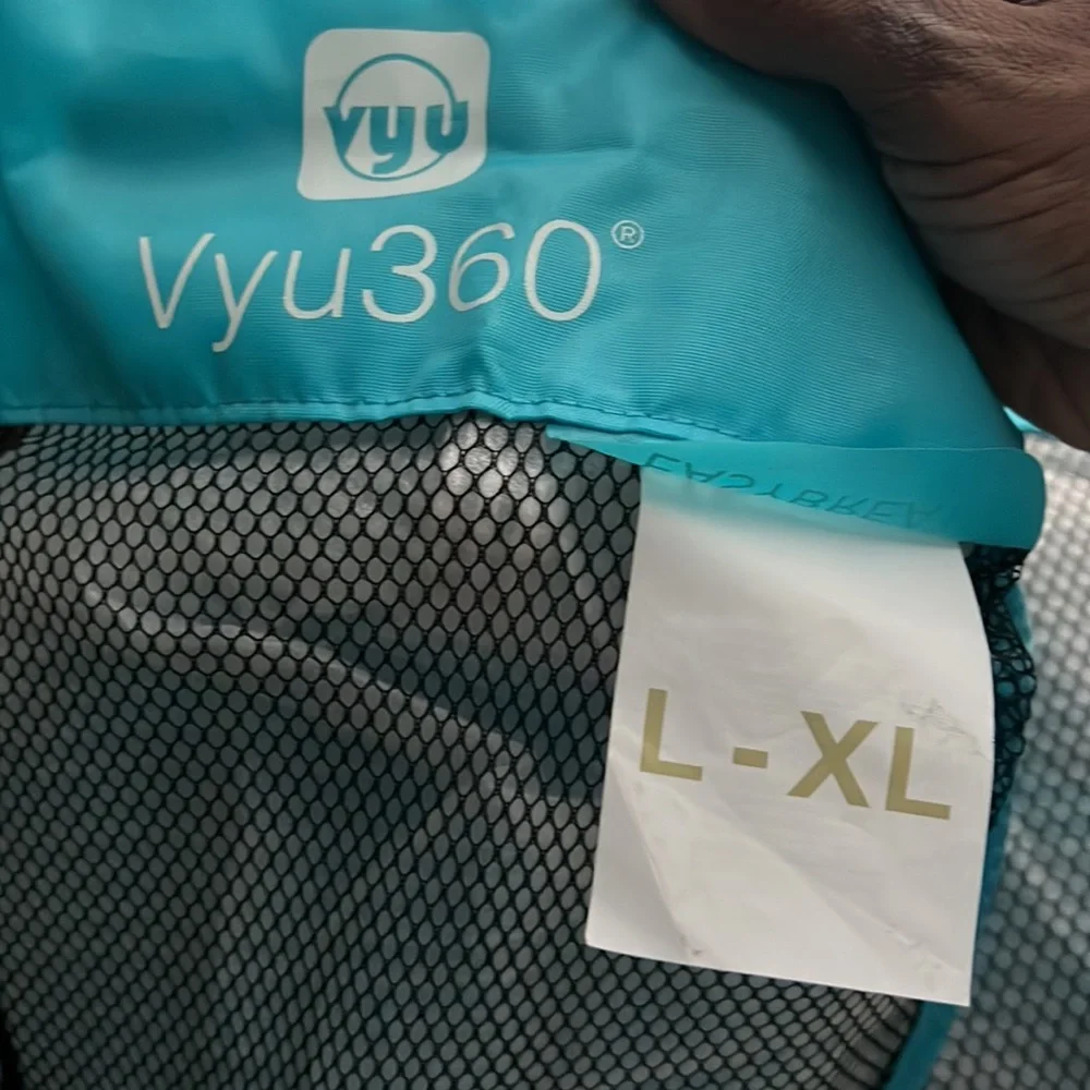 VYU 360 brand new